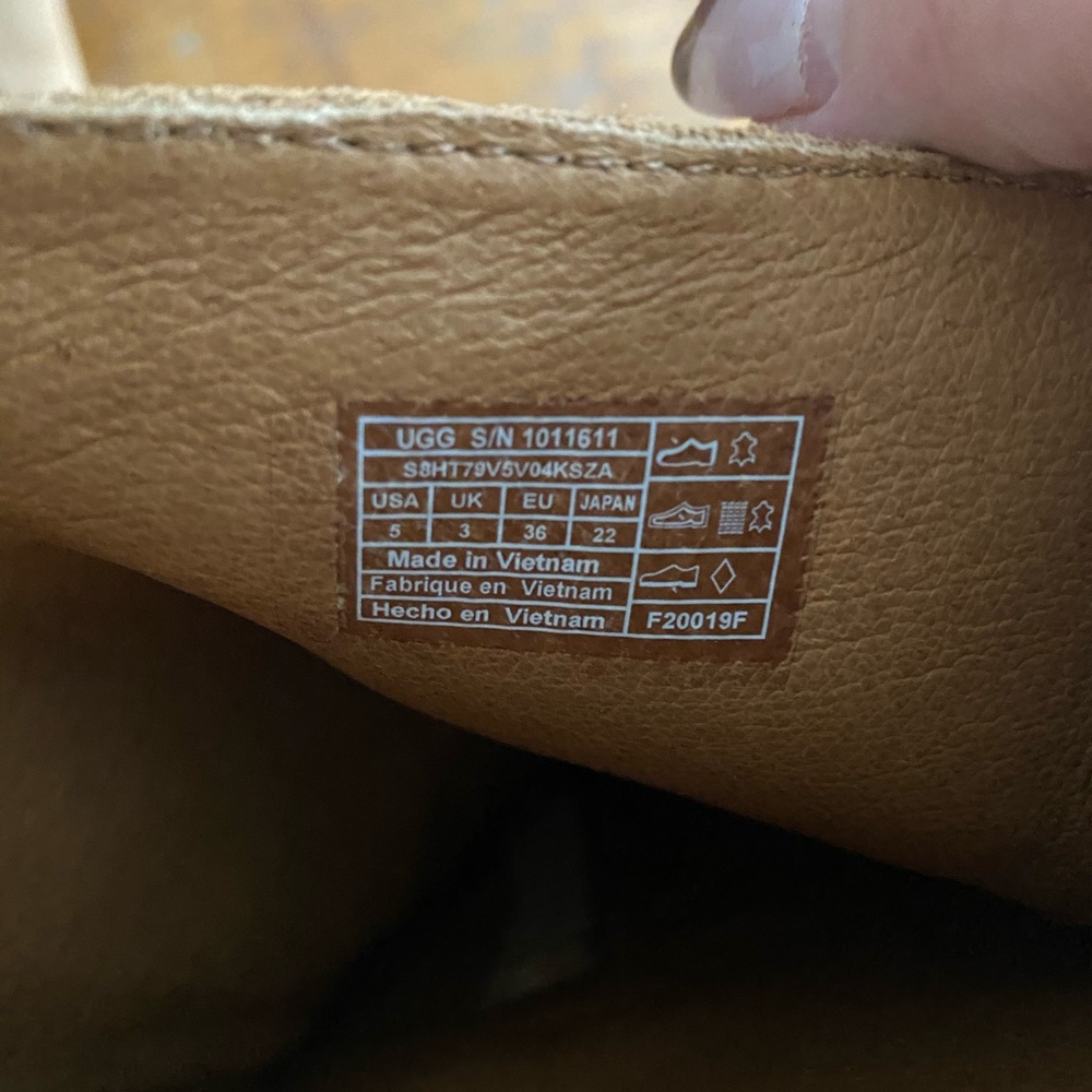 Ugg Channing boots - Picture 5 of 12